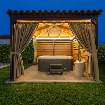 Villa Giota Luxury Living Теологос Экстерьер фото