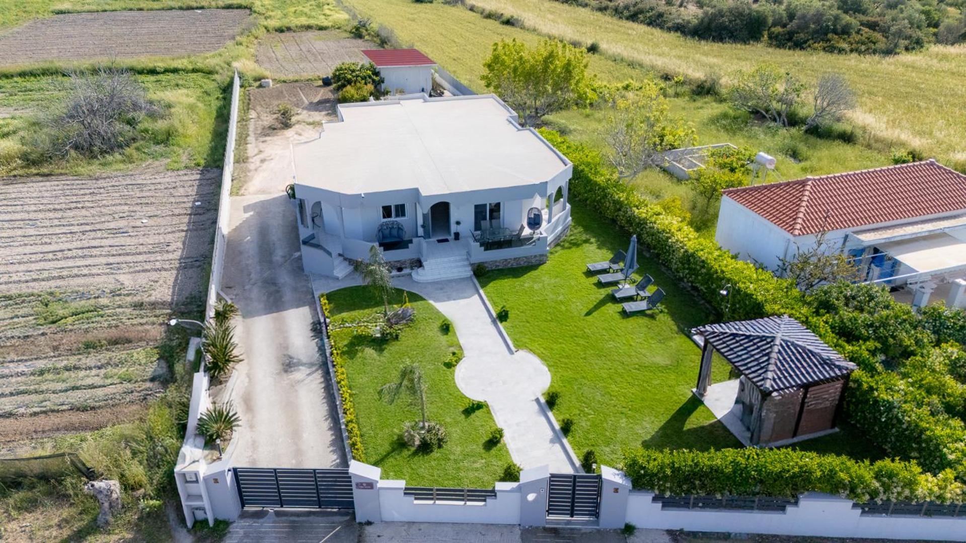 Villa Giota Luxury Living Теологос Экстерьер фото